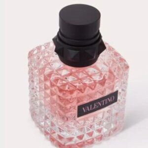 NIB Valentino Donna Born In Roma 1.0 oz Eau de Parfum Spray